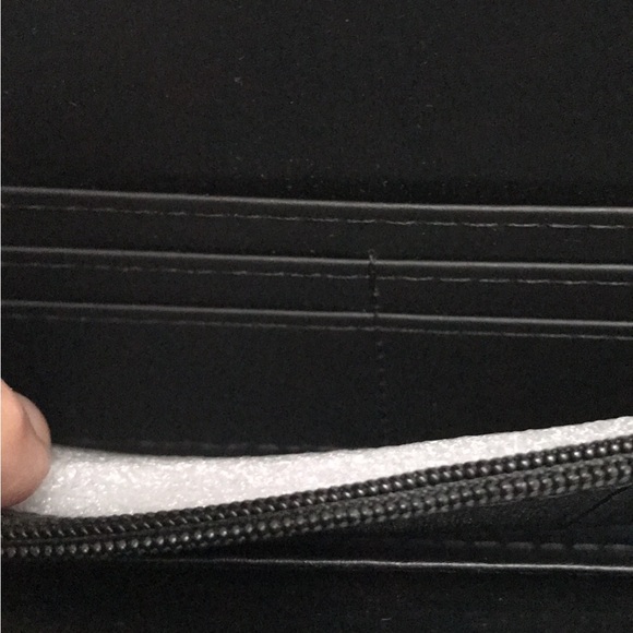 REBECCA & RIFKA NAVY BLUE DOUBLE ZIPPER WRISTLET WALLET - Picture 8 of 13